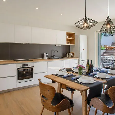 Semesterbostad Karmen Adriatica